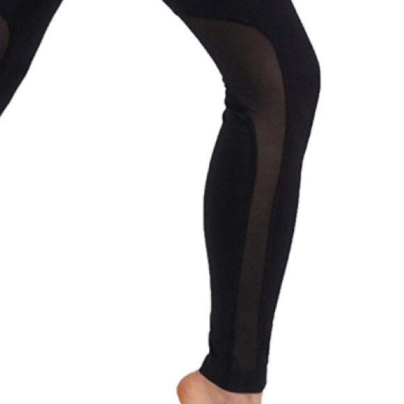 Workout leggings with mesh detail solid color - Picture 4 of 4